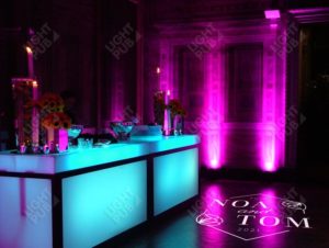 Projection monogramme lumineux mariage